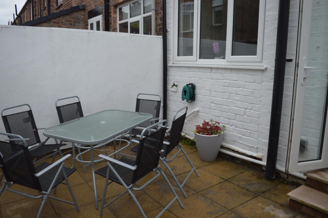 Library House Vila Liverpool Exterior foto